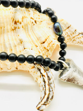 Magalodon w/ Black Onyx Beads