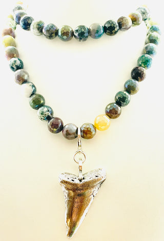 TIDE NECKLACE WITH INDIAN AGATE BEADS