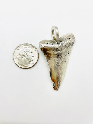 TIDE NECKLACE WITH TURQUOISE BEADS