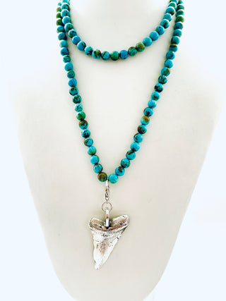 TIDE NECKLACE WITH TURQUOISE BEADS