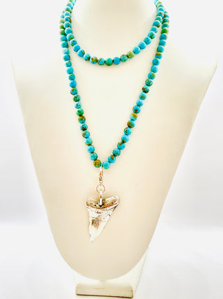 TIDE NECKLACE WITH TURQUOISE BEADS
