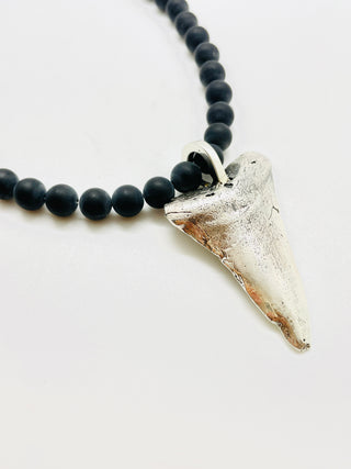 Tide Necklace with Black Onyx Beads