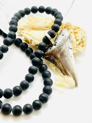 Tide Necklace with Black Onyx Beads