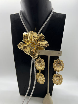 Gold & White Floral Bolo